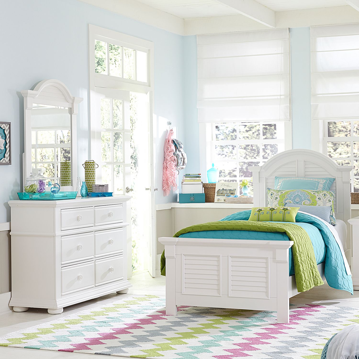 Youth Summer House Bedroom Collection by Liberty Furniture