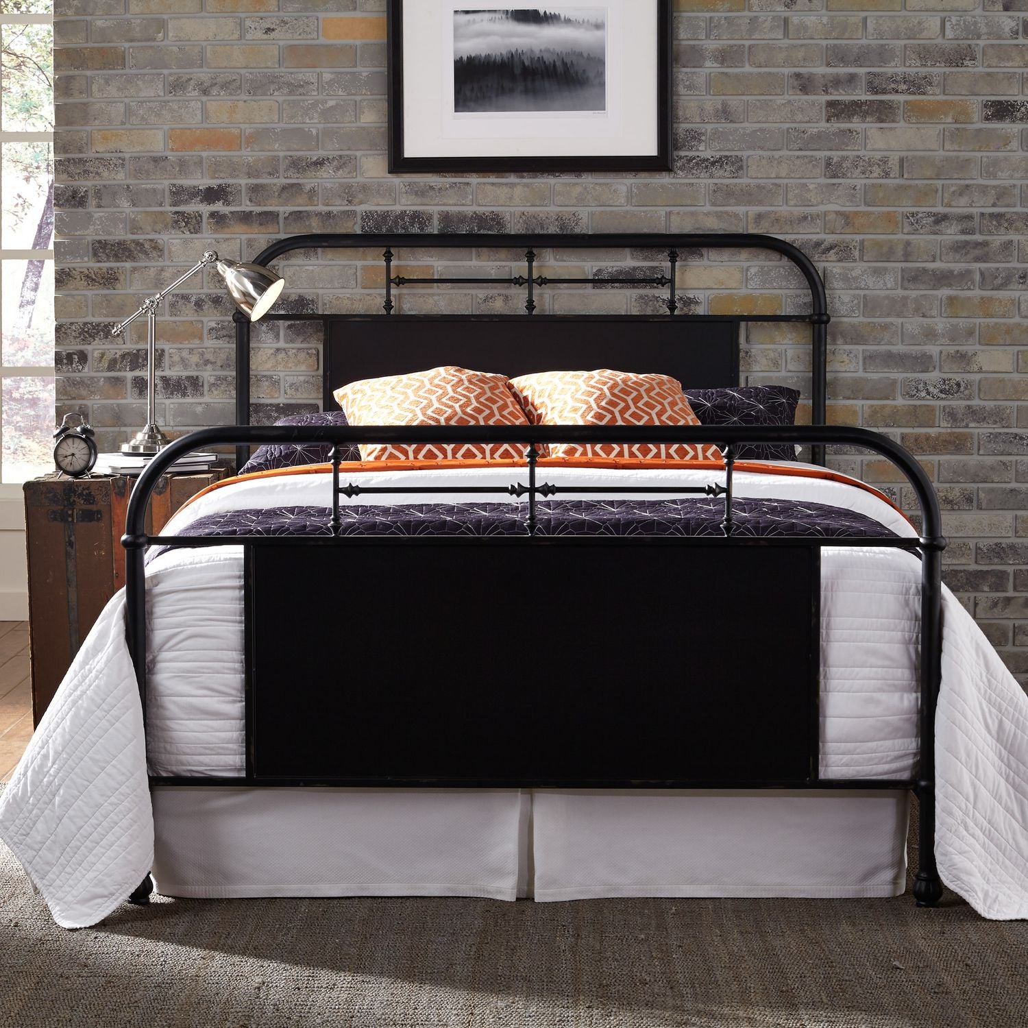 Vintage Series / Queen Metal Bed- Black from Liberty Furniture