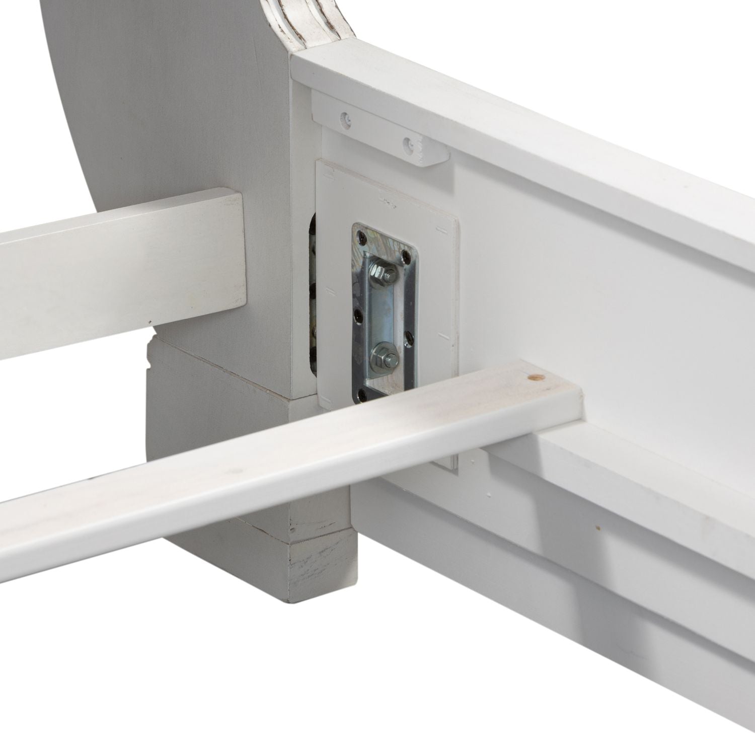 Magnolia Manor / Upholstered  Sleigh Bed by Liberty Furniture